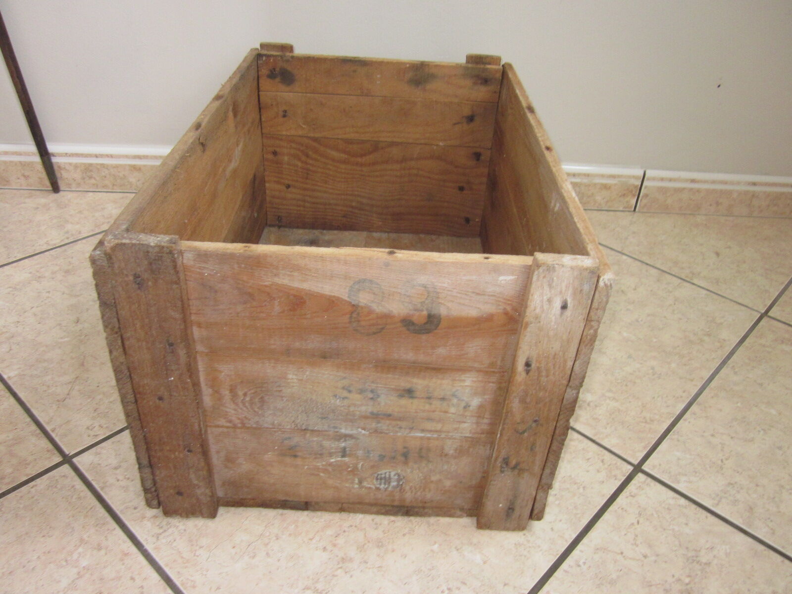 Poulin chocolate case