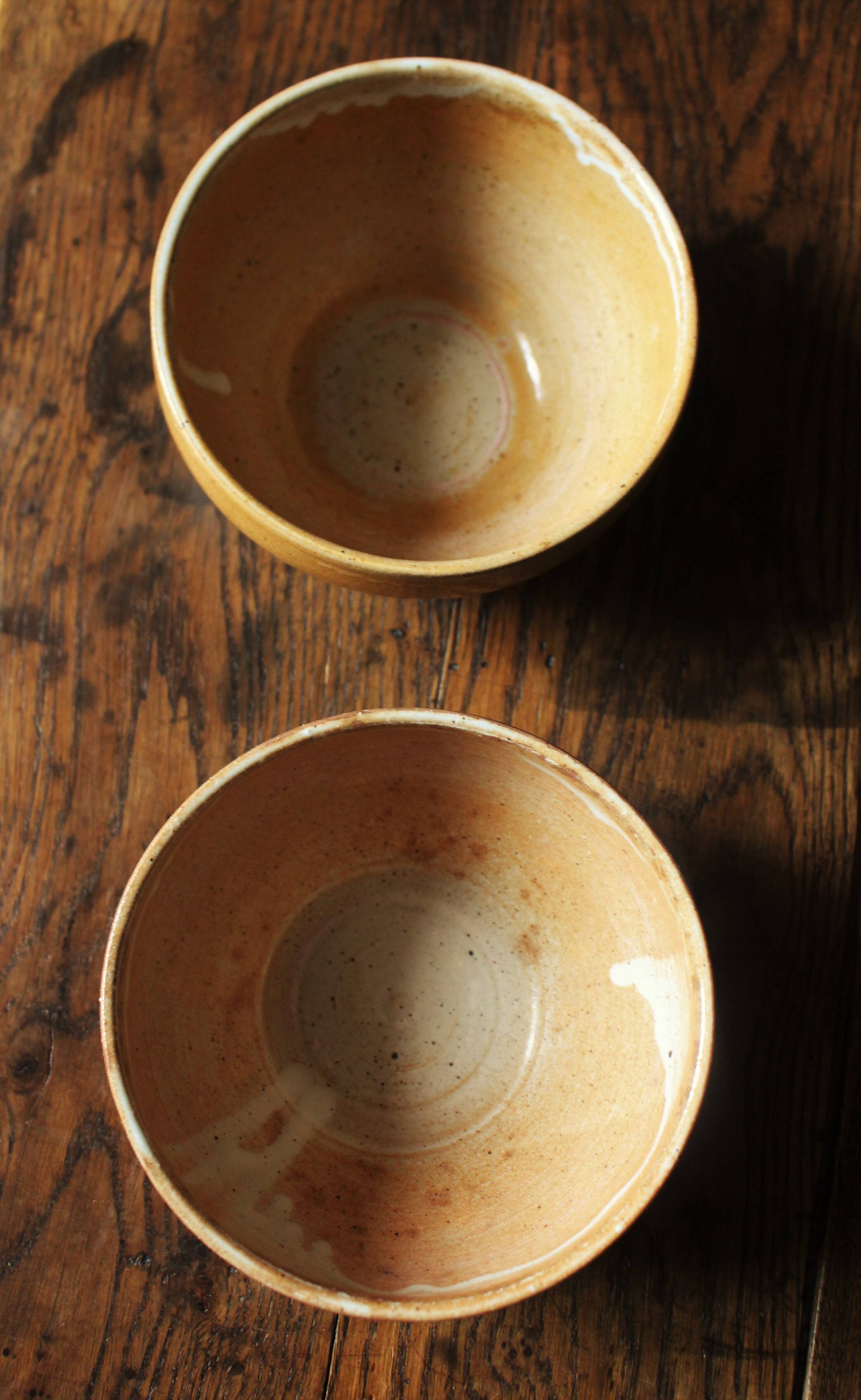 A set of 2 vintage marbled stoneware bowls