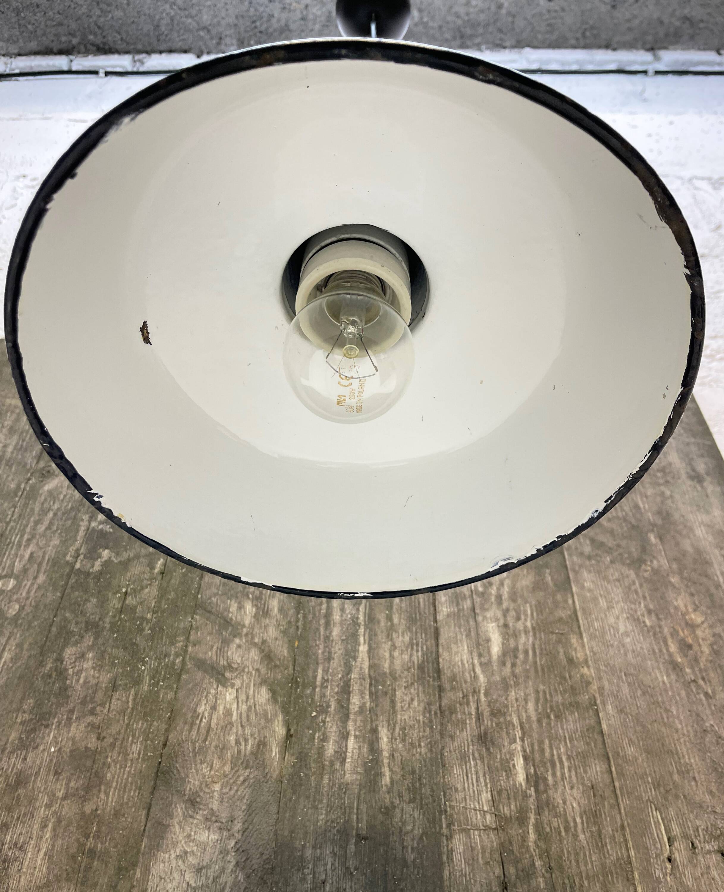 Industrial enamelled hanging lamp, 1960's