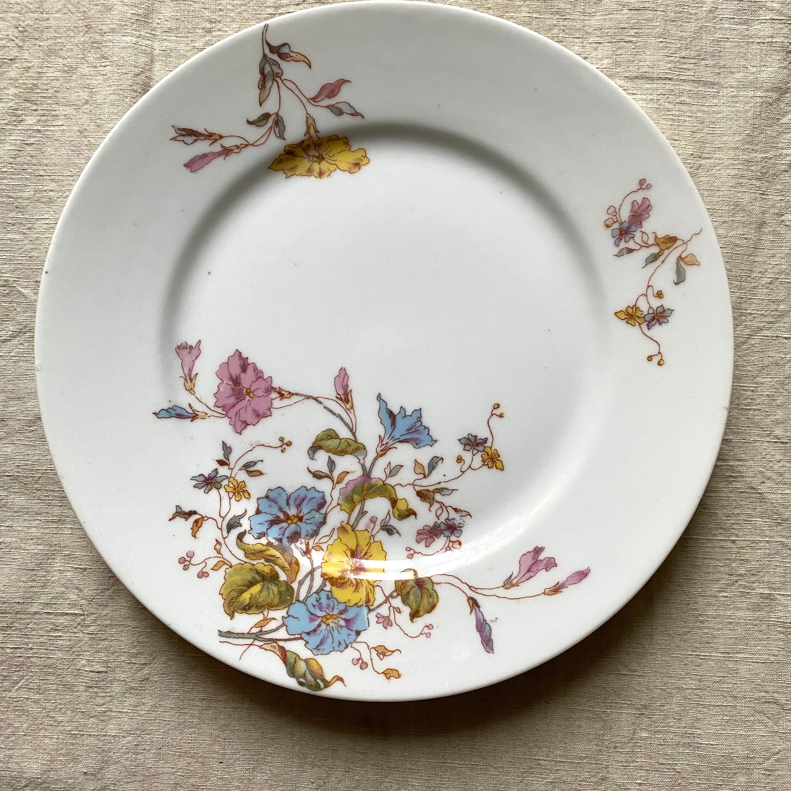 Floral porcelain dessert plates x14