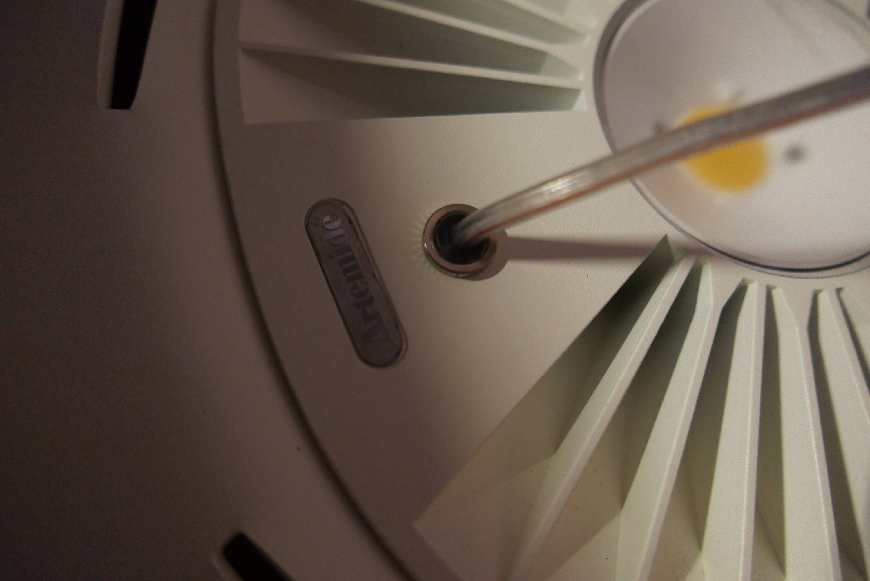 New artemide pendant light design guiseppe maurizio scutella