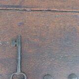 Coffre style Louis XIII en chêne, époque XXIème