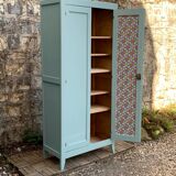 Vintage Parisian wardrobe, blue-green and gray