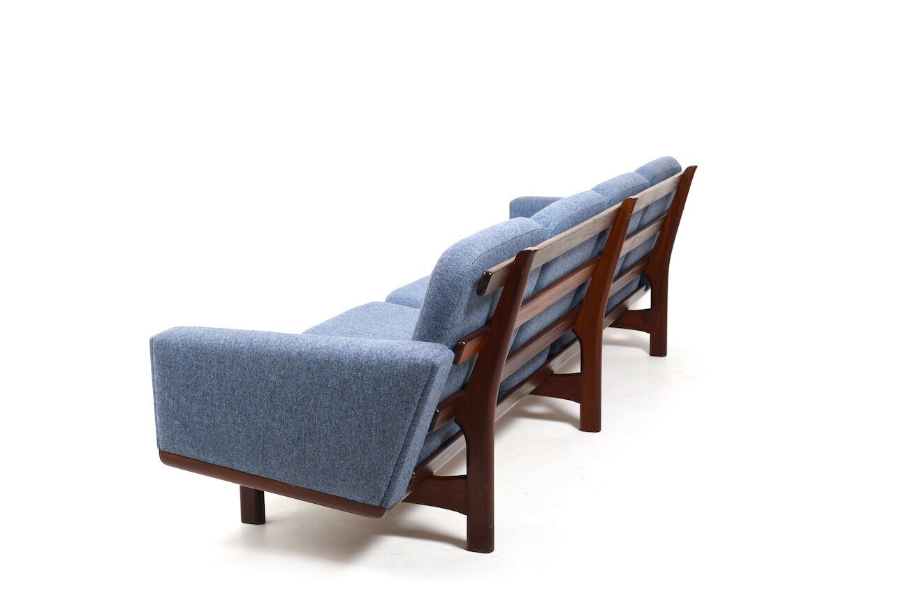 Canapé GE-236/4 en teck par Hans J. Wegner pour Getama années 1960
