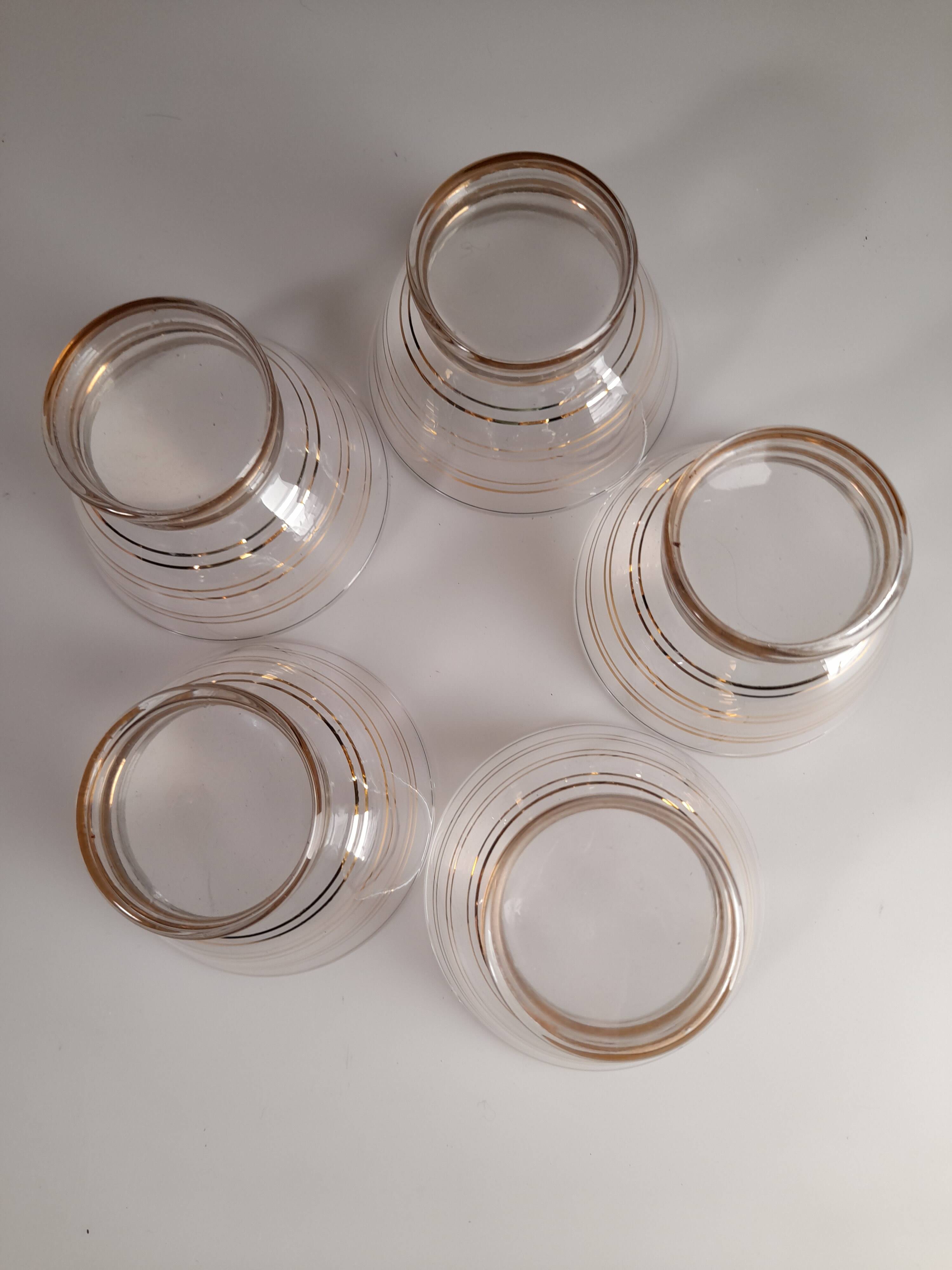 Ensemble de 5 coupes à champagne années 50 à liseret doré