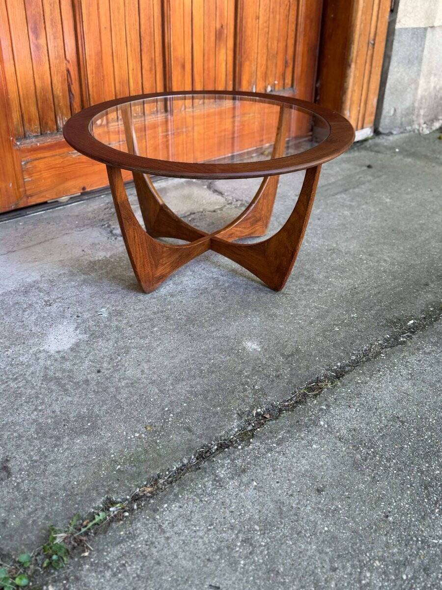 Mid-century modern teak and glass coffee table by Victor Wilkins for G-Plan, 1960s