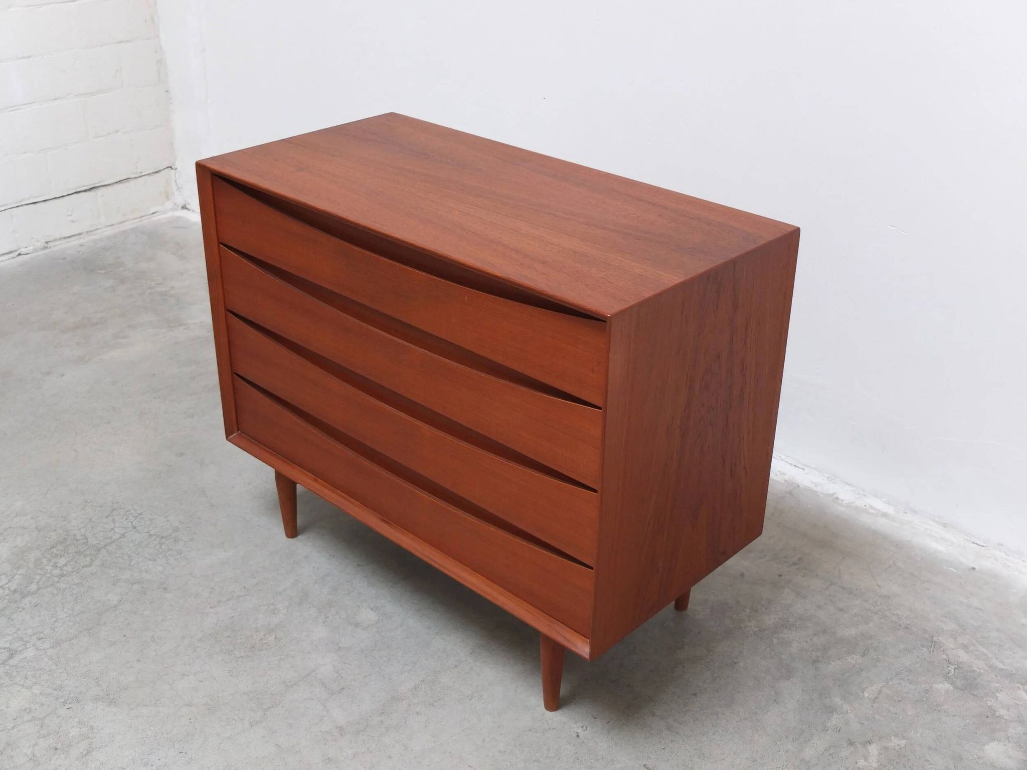 Freestanding chest of drawers in teak by Arne Vodder for Sibast, 1960s