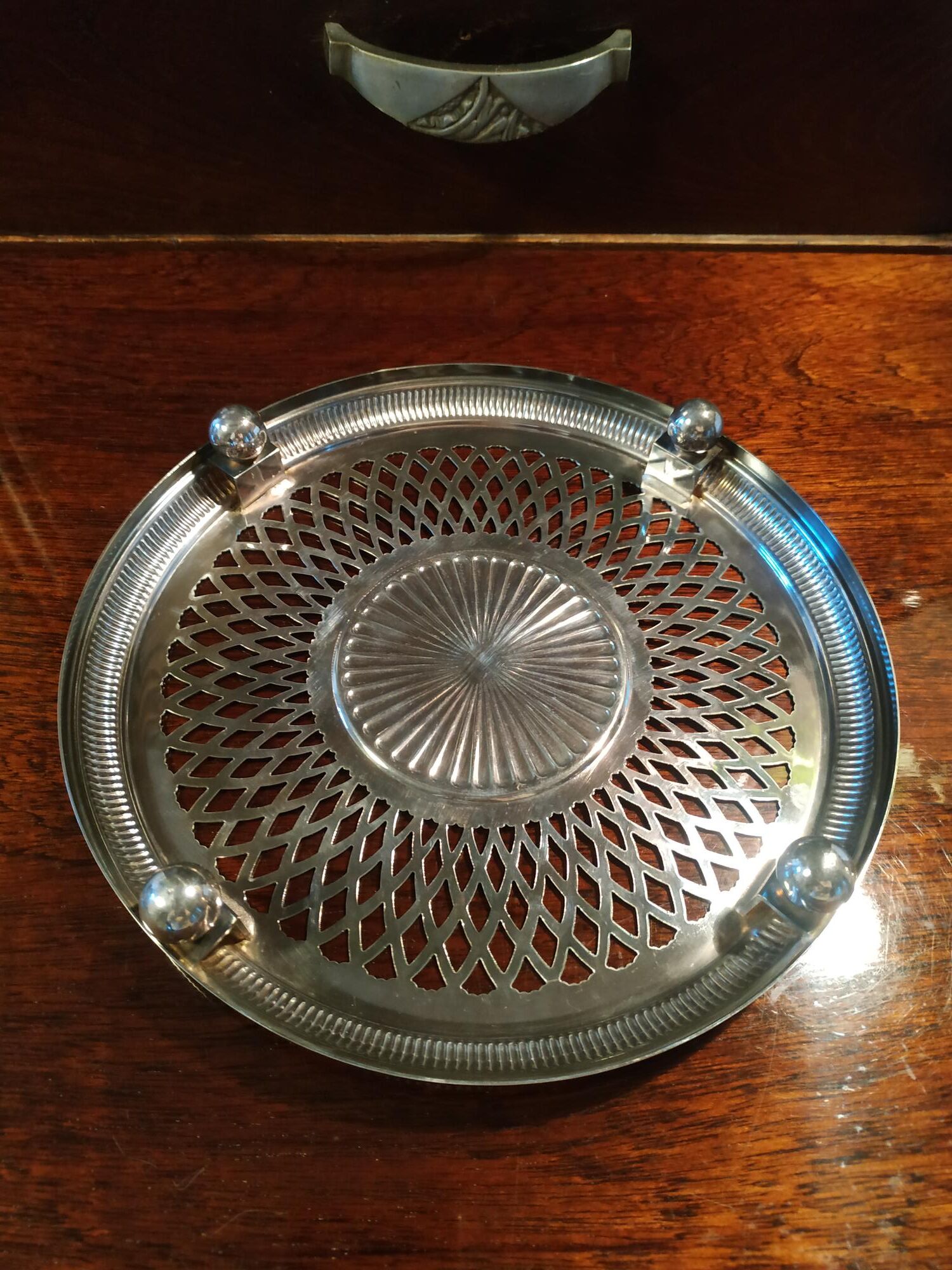 Silver metal trifle 6gr