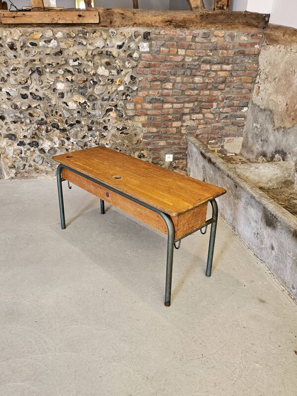 Bureau d'écolier double avec casier, 1960