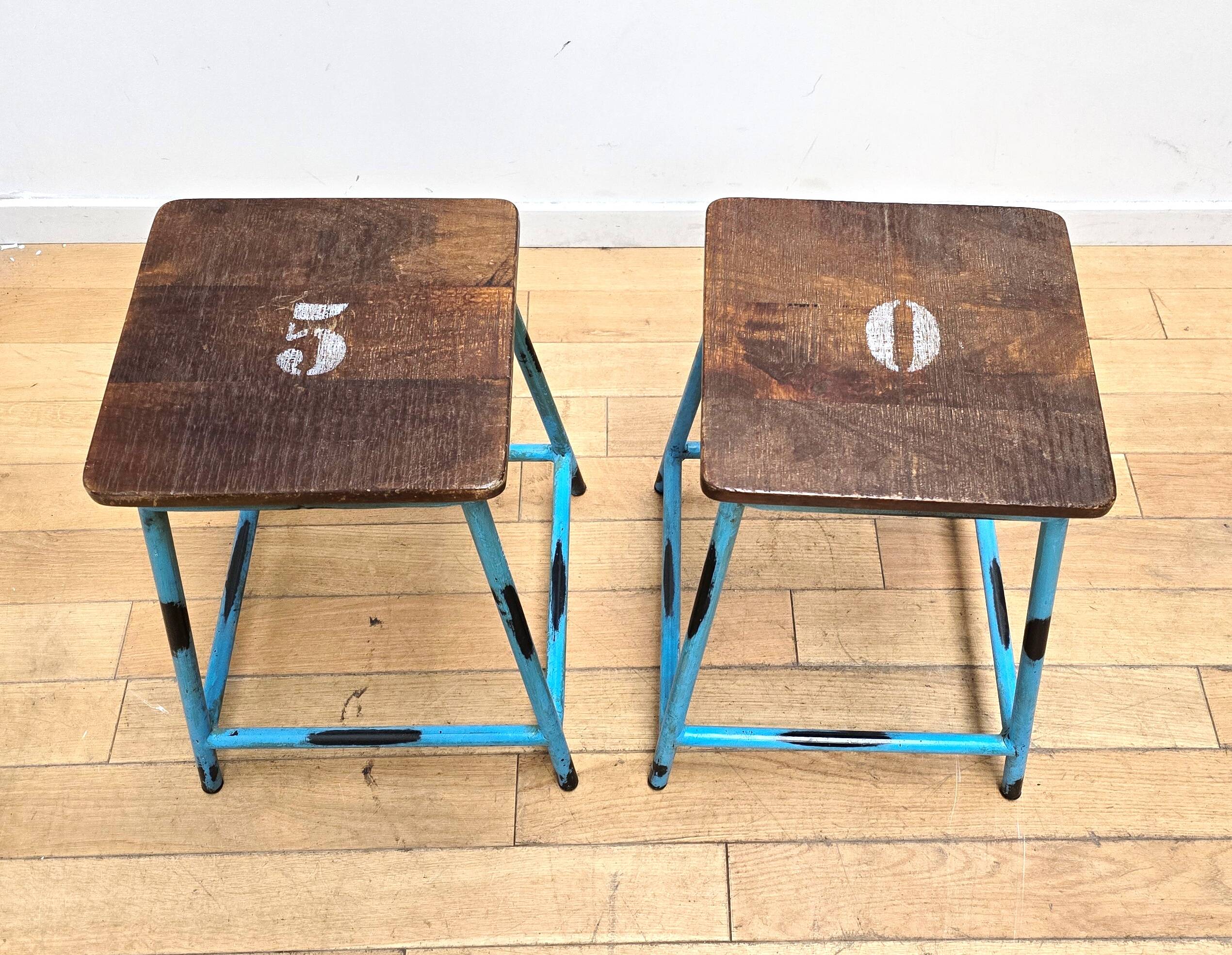 Set of 4 school stools