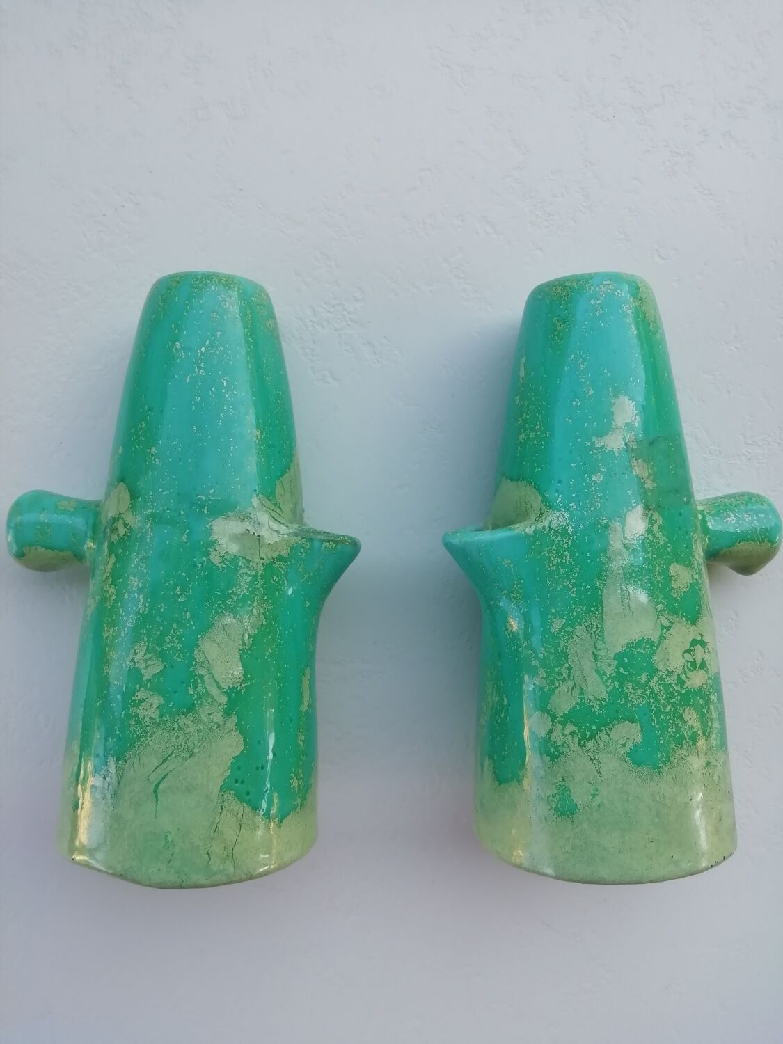 Pair of vases Centro ave Loppiano