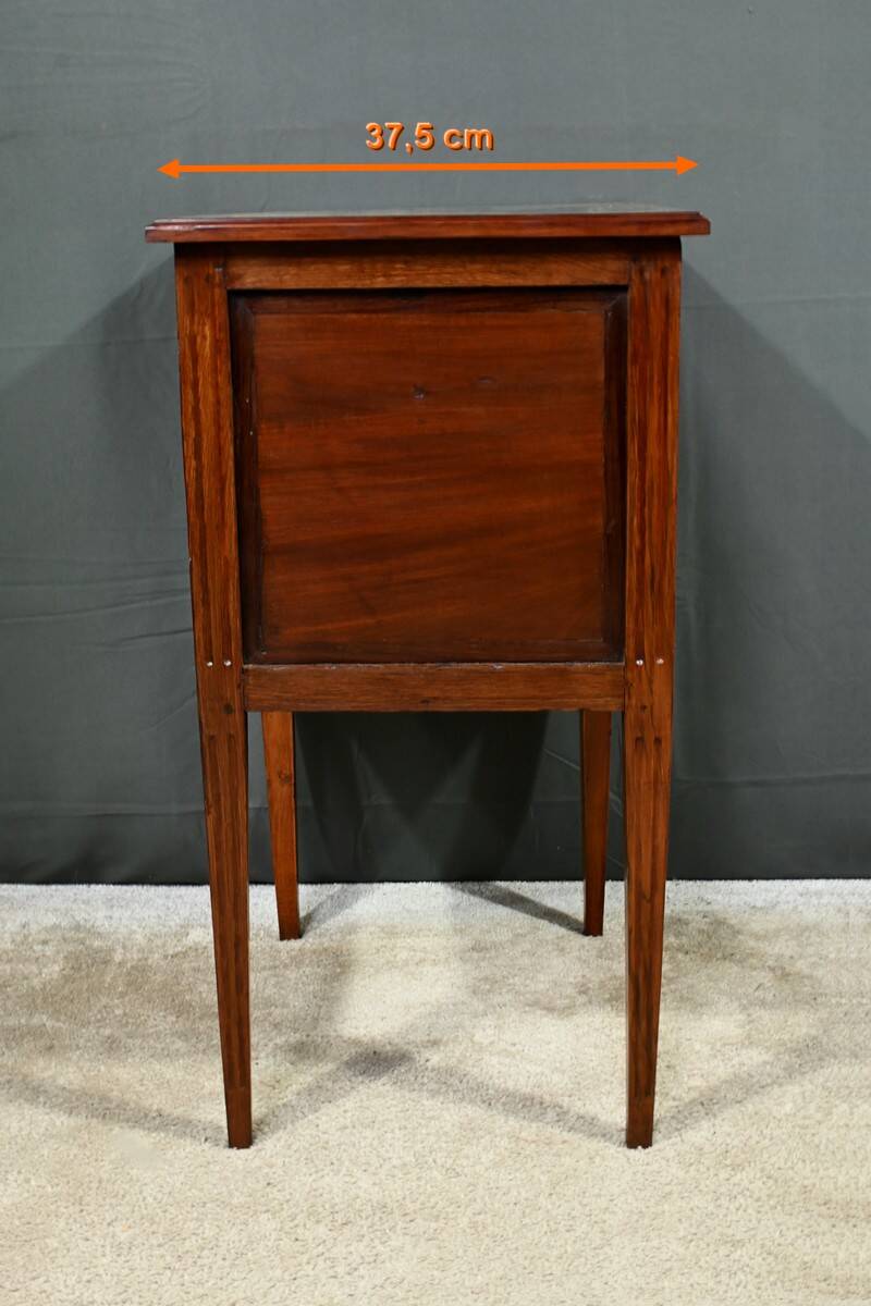 Mahogany chest of drawers, Louis XVI period – Late 18th century