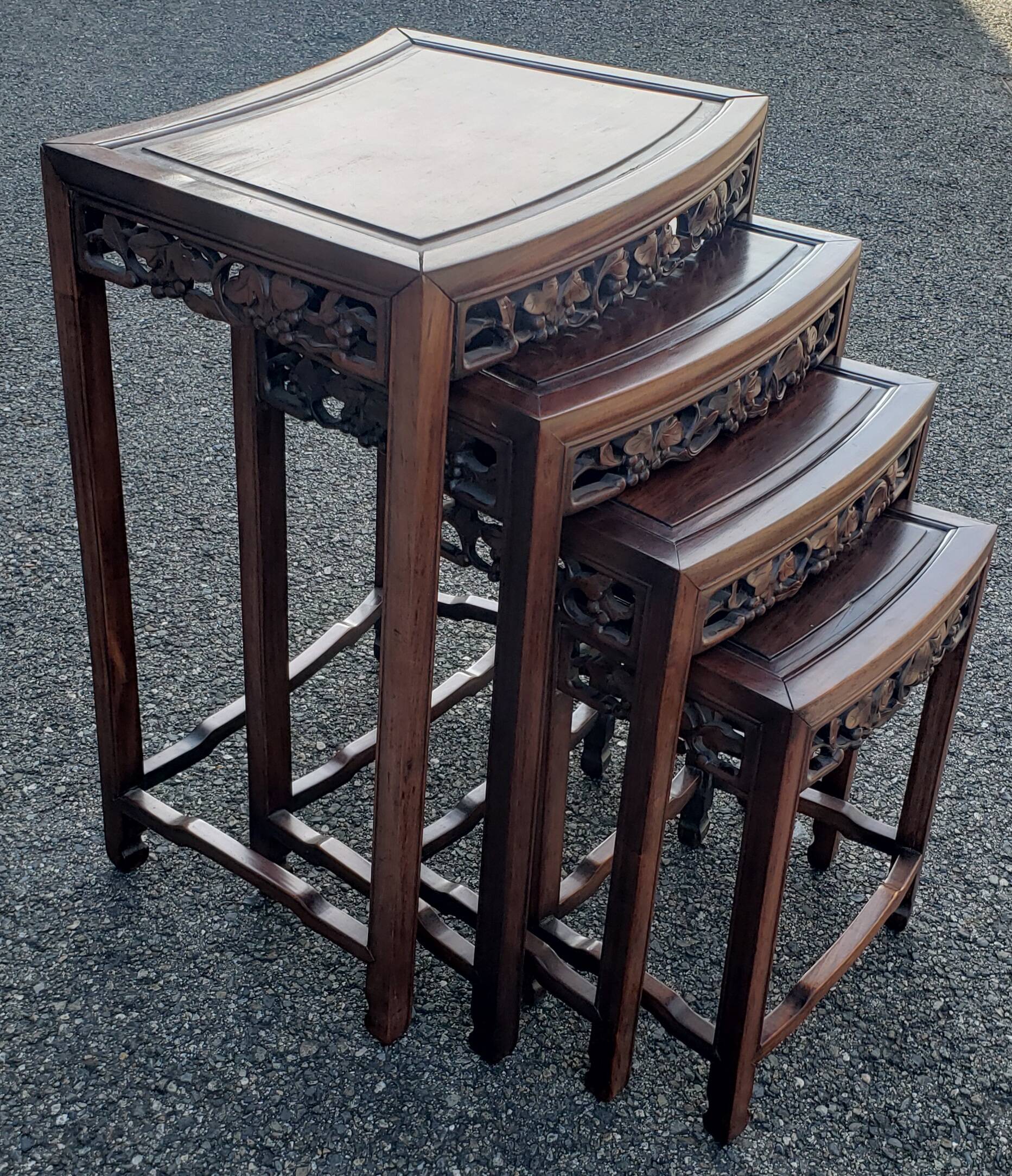 Nesting Tables Curved Tops