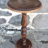 Wooden saddle column