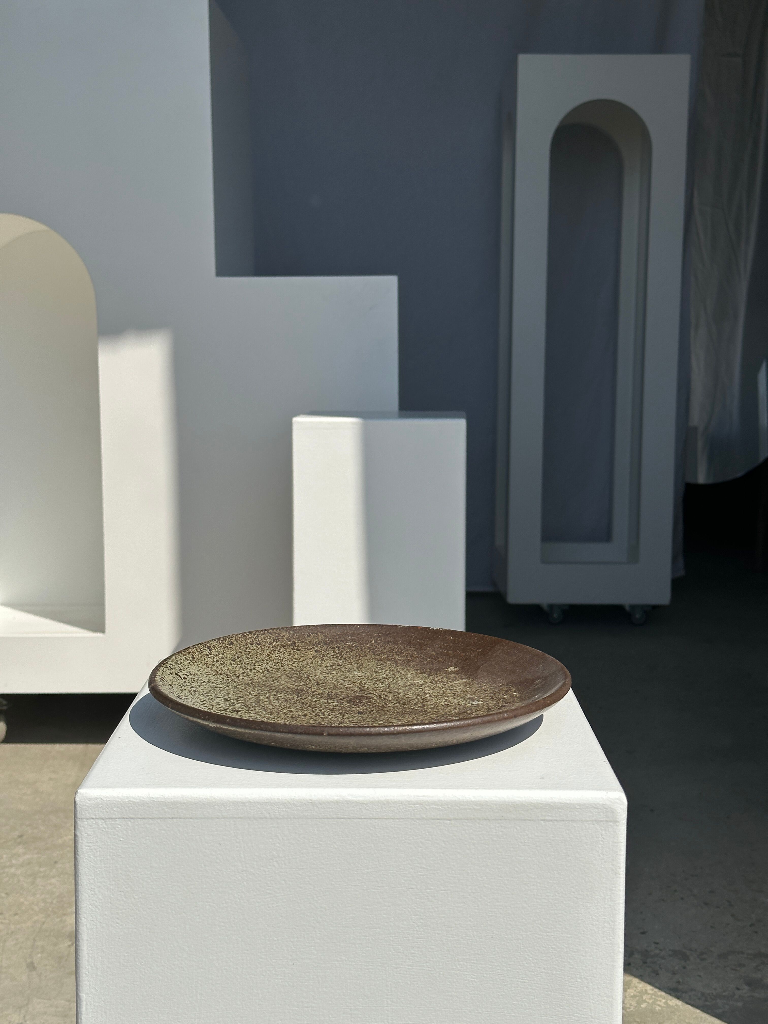 Indonesian green ceramic dish D:26.5