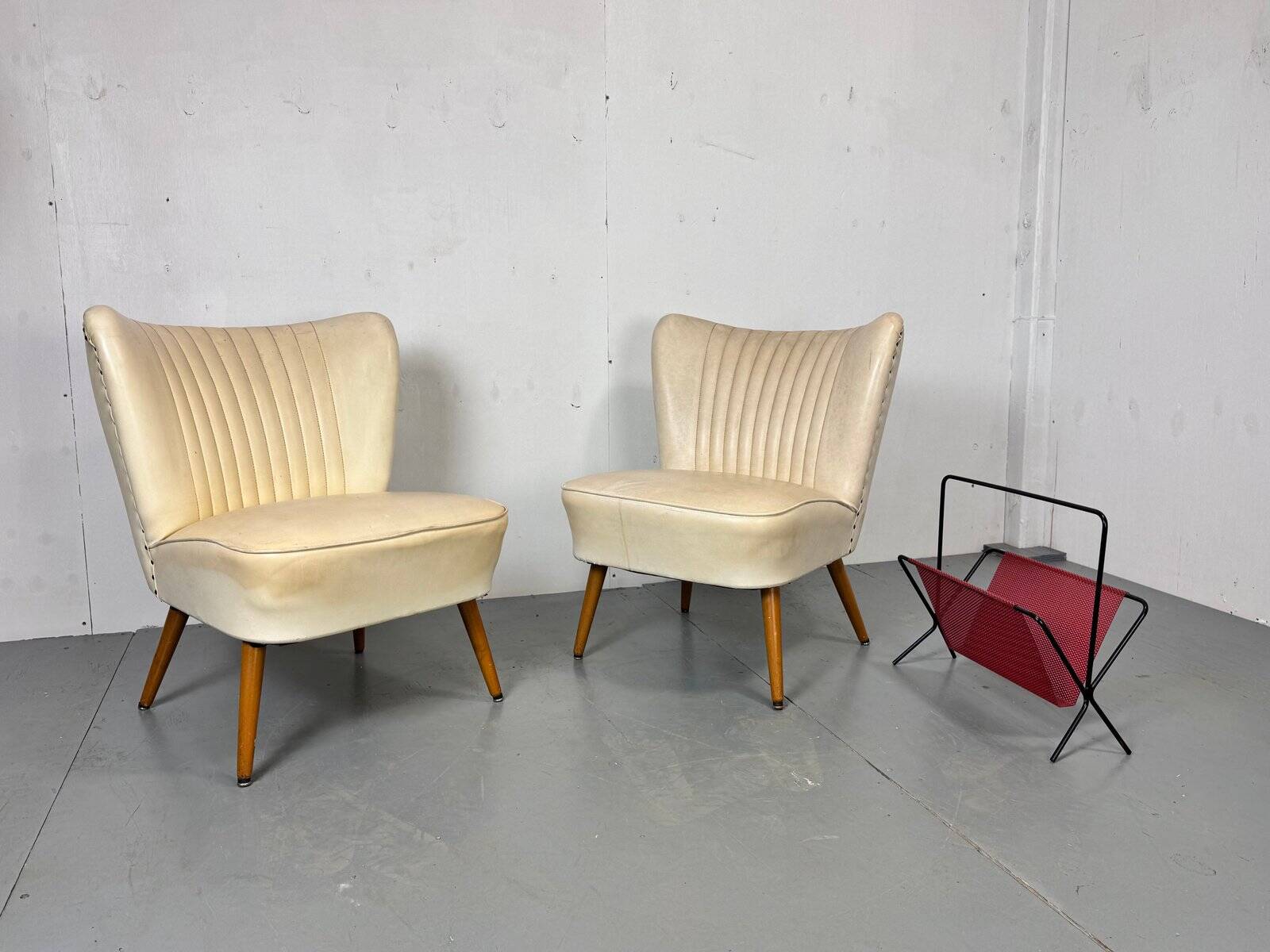 Vintage Artifort cocktail lounge chairs, 1950s, set of 2.