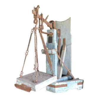 Grain scales from the early 20th century