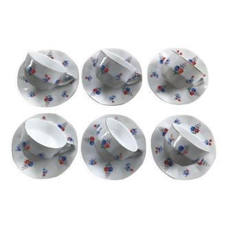 Serie de 6 tasses avec sous tasses en porcelaine
