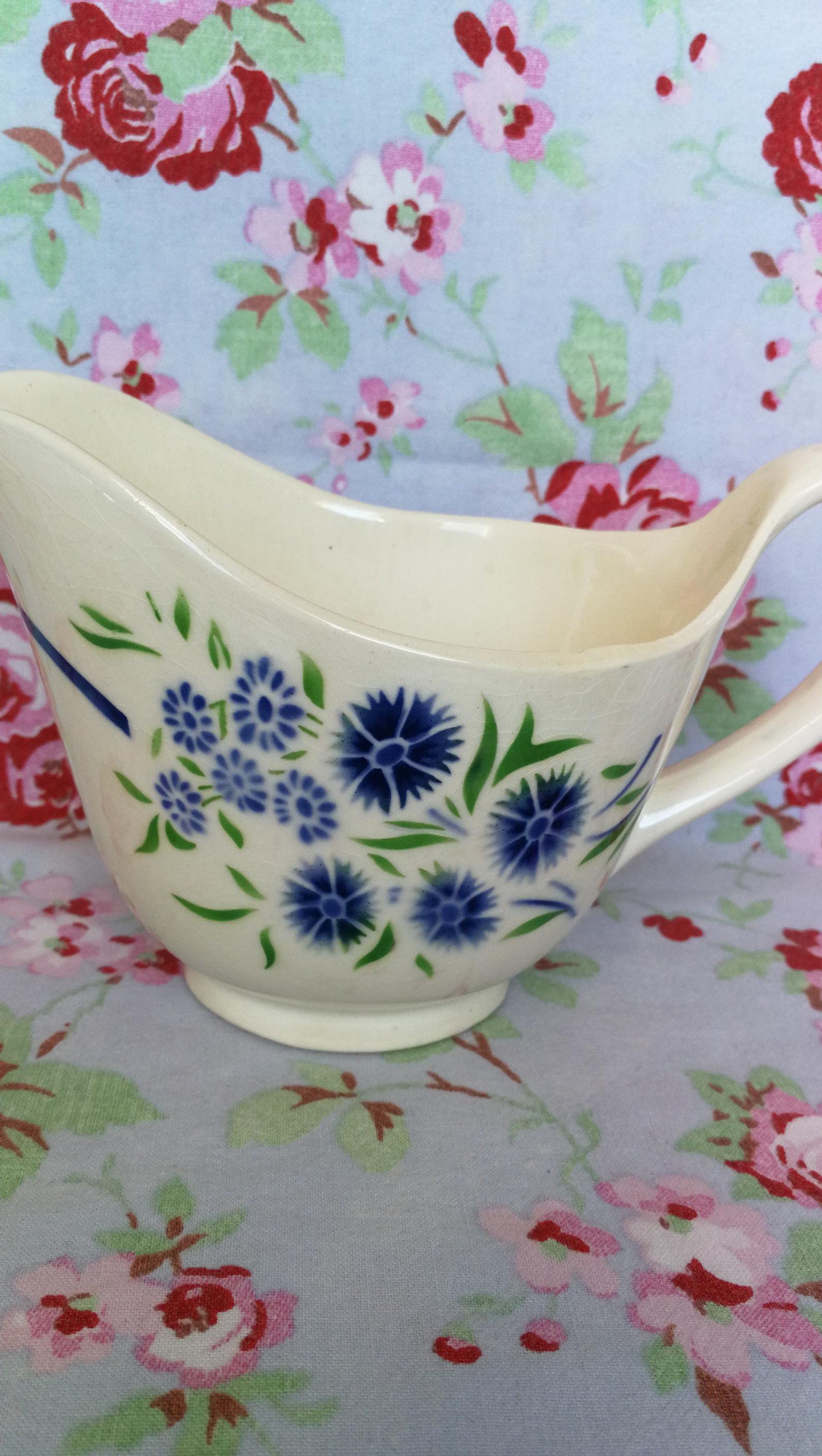 Former Badonviller Saucière, Francine model, Blue and Green Flowers in The Stencil