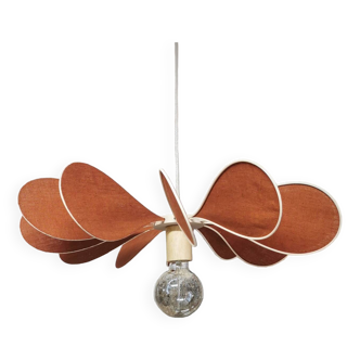 12-blade propeller suspension in rattan and terracotta linen