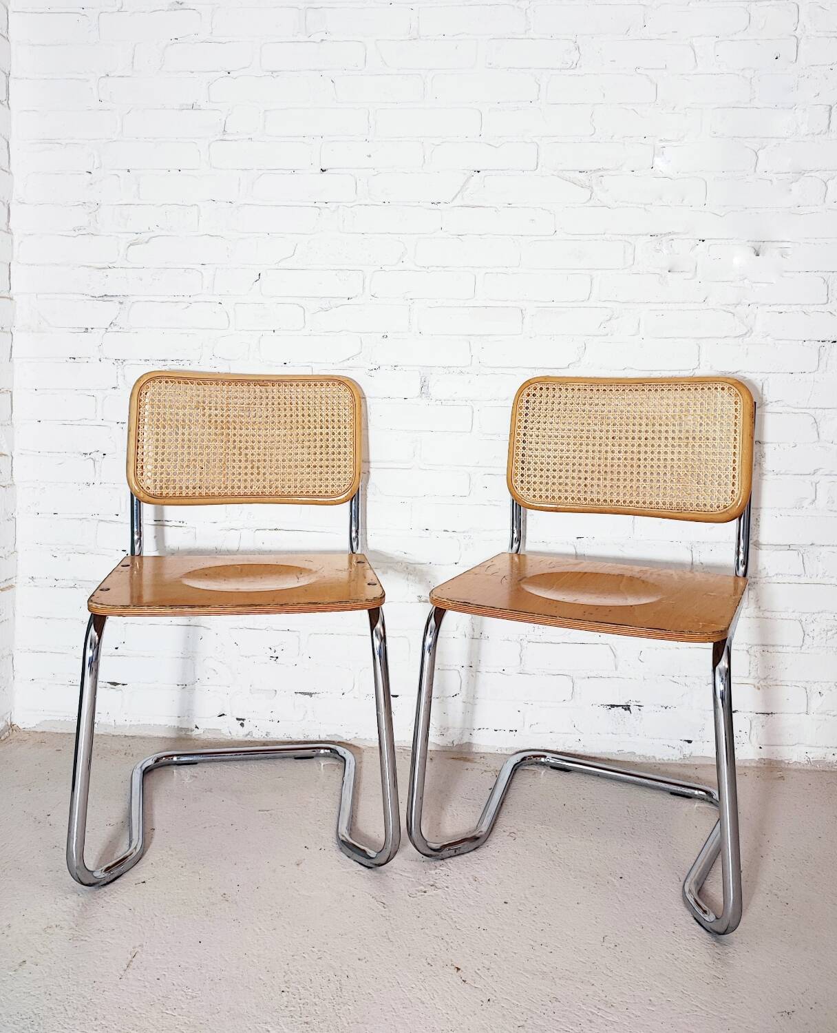 Set of 2 chairs