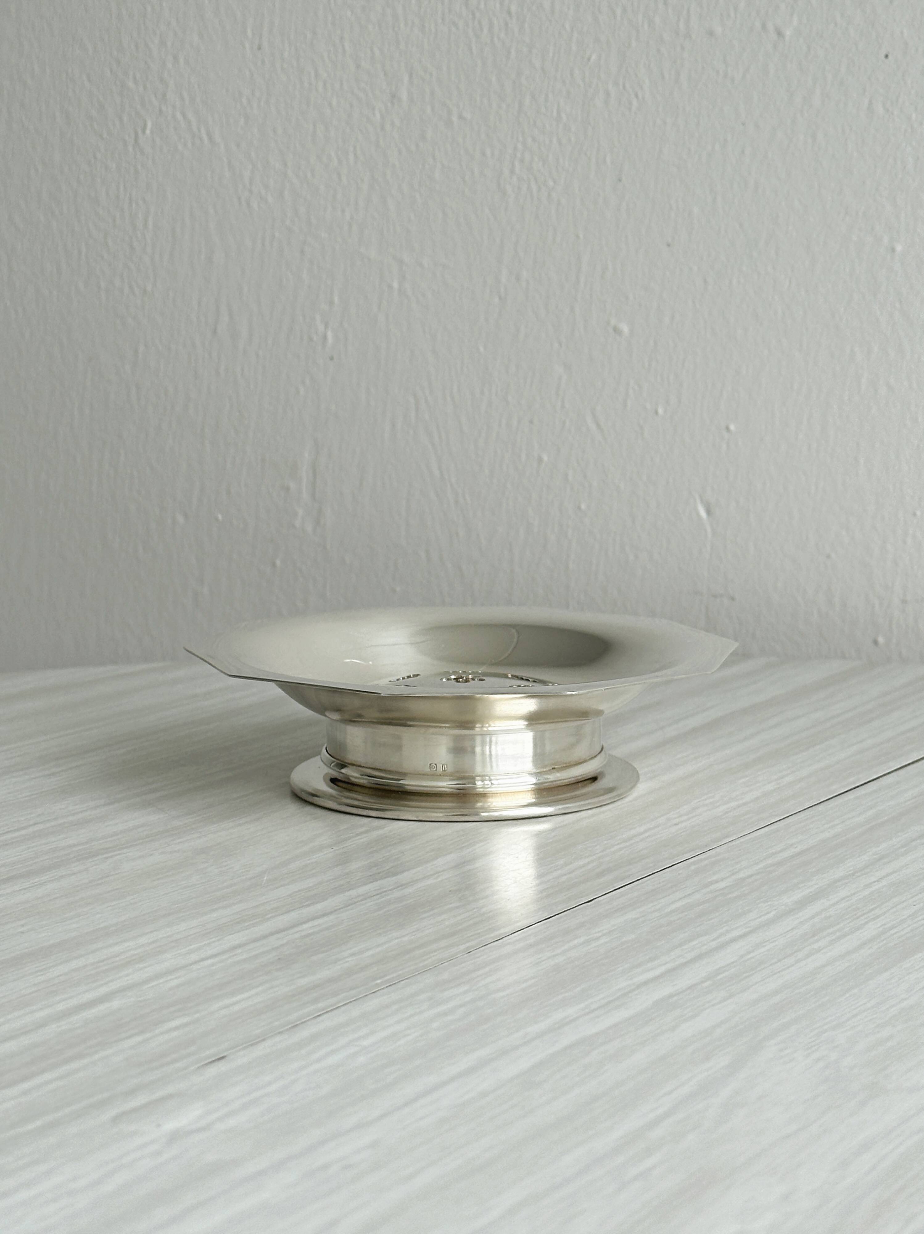 Vintage silver-plated shell butter dish
