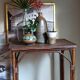Table-desserte d'appoint en rotin ancienne