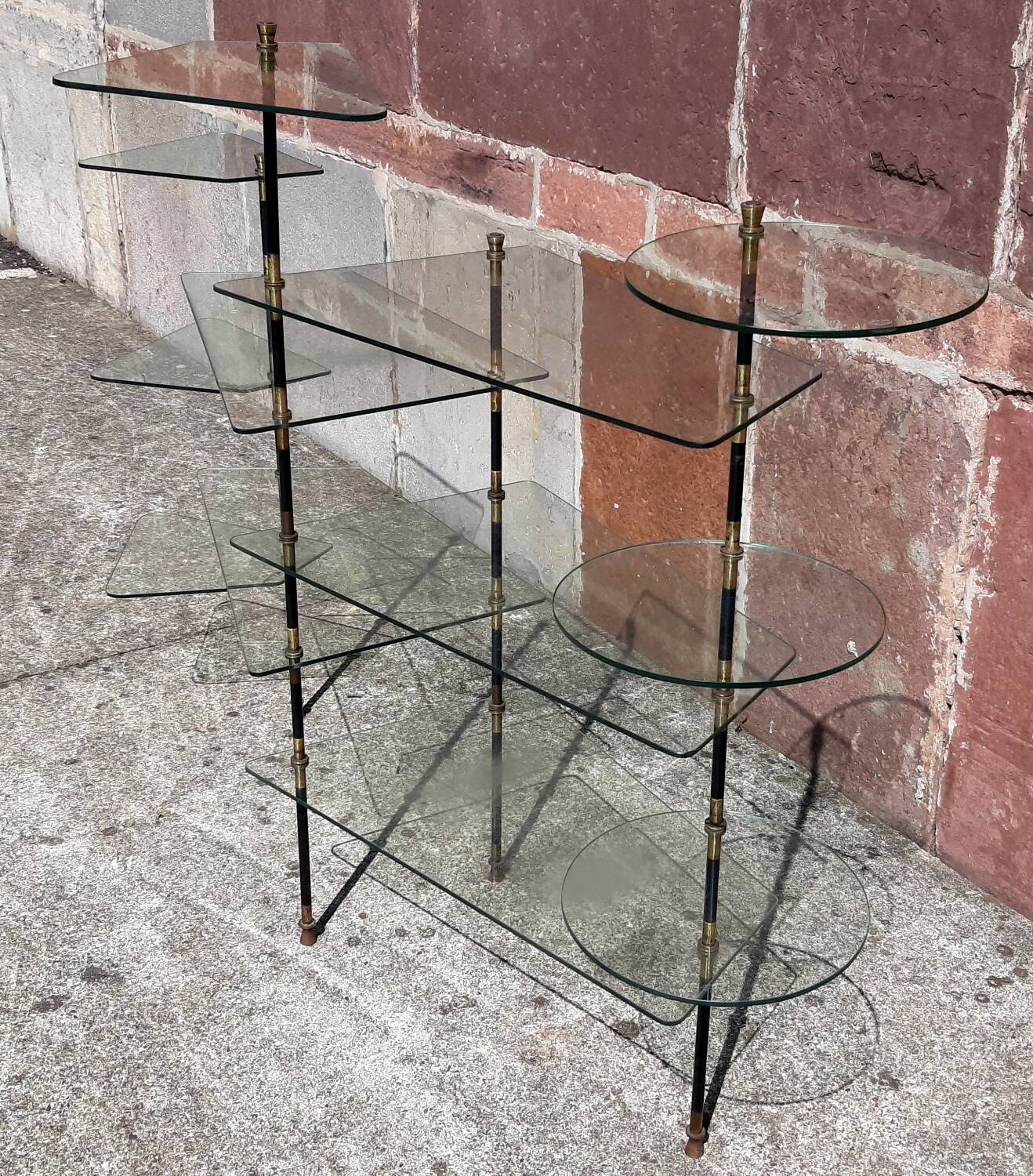 Glass display case (or counter). (1950s/60s)