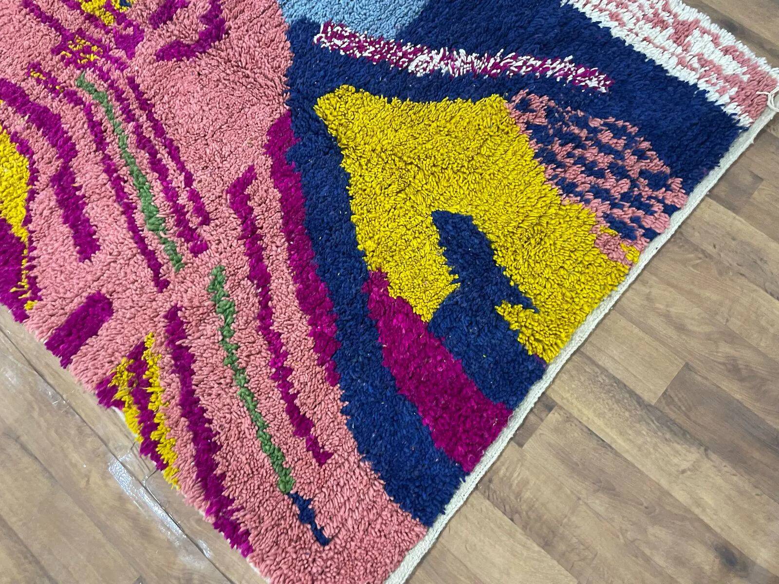 Moroccan rug in natural wool 2.5x1.5 m