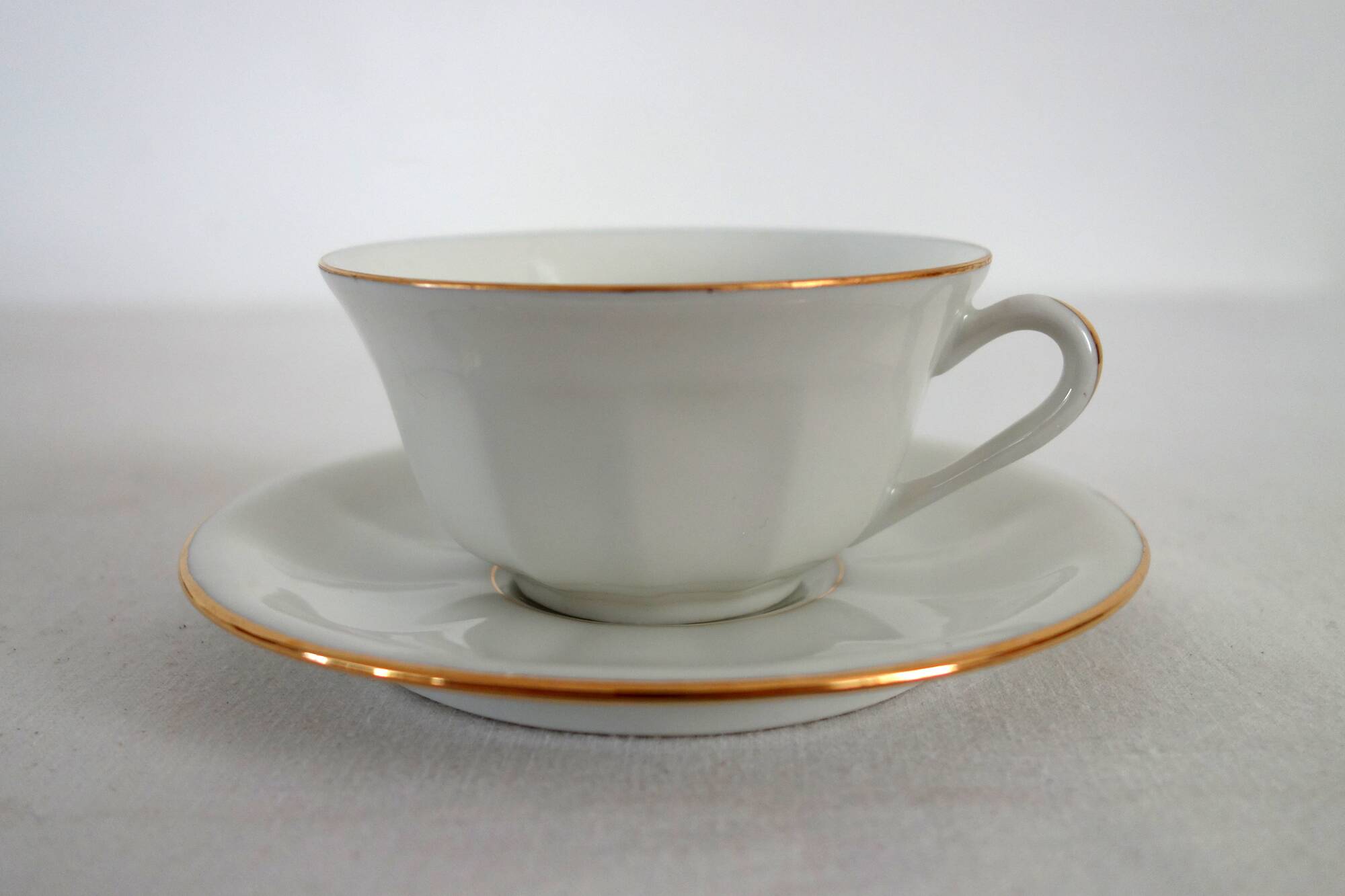 6 vintage M&S Berry Limoges coffee cups with saucers