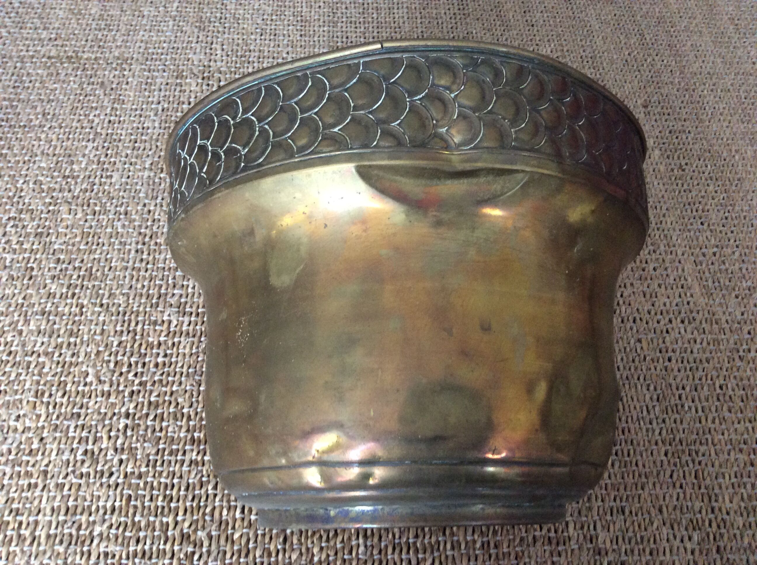 Cache pot en cuivre