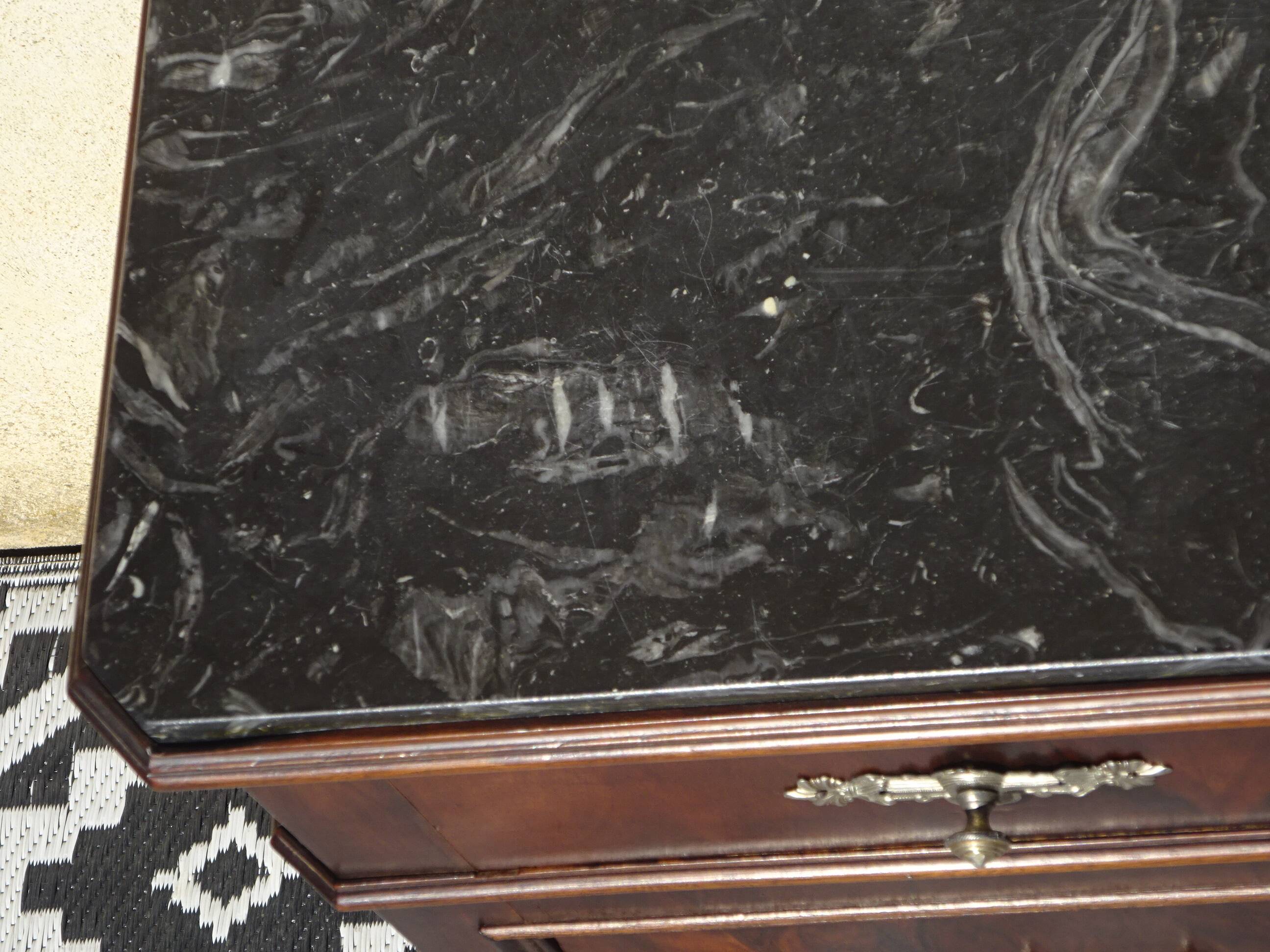 Walnut chest of drawers, black marble top