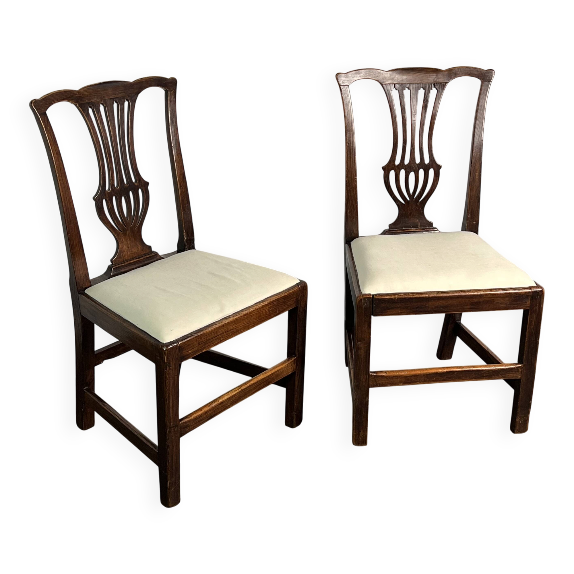 Pair of English Chippendale chairs - oak, 19th century
