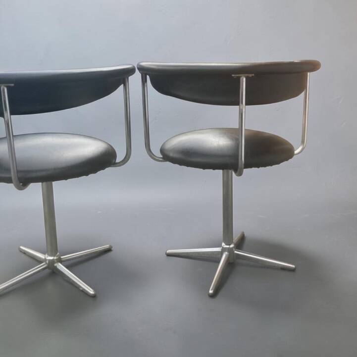 Set of 6 swivel chairs "Airport" (Model 037) by Geoffrey Harcourt