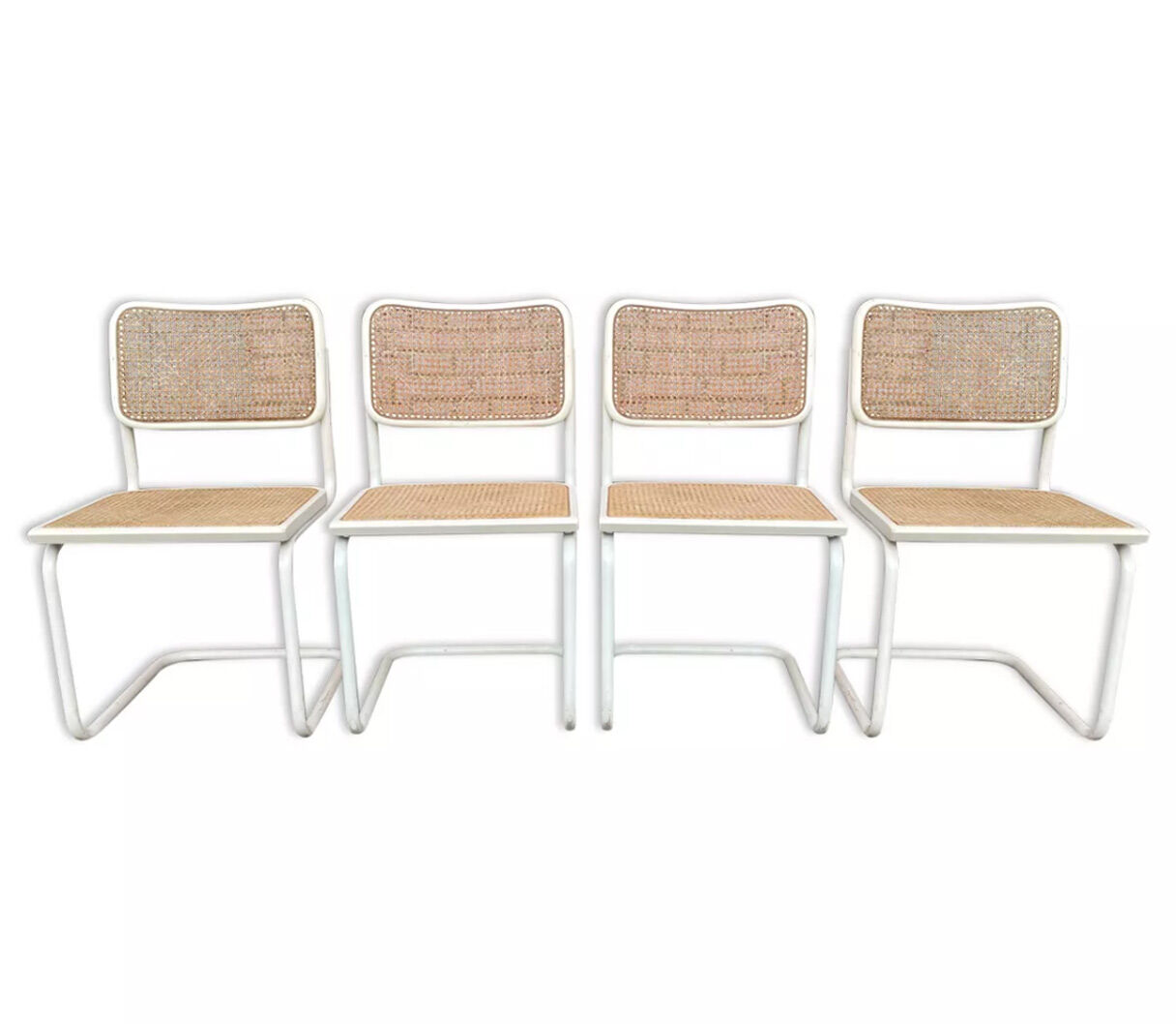 Set of 4 Cesca b32 model chairs in white