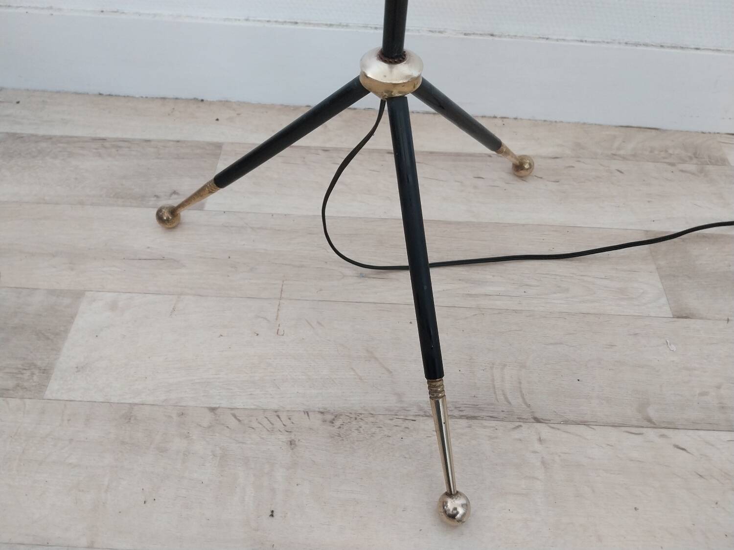 Lampadaire tripode années 50