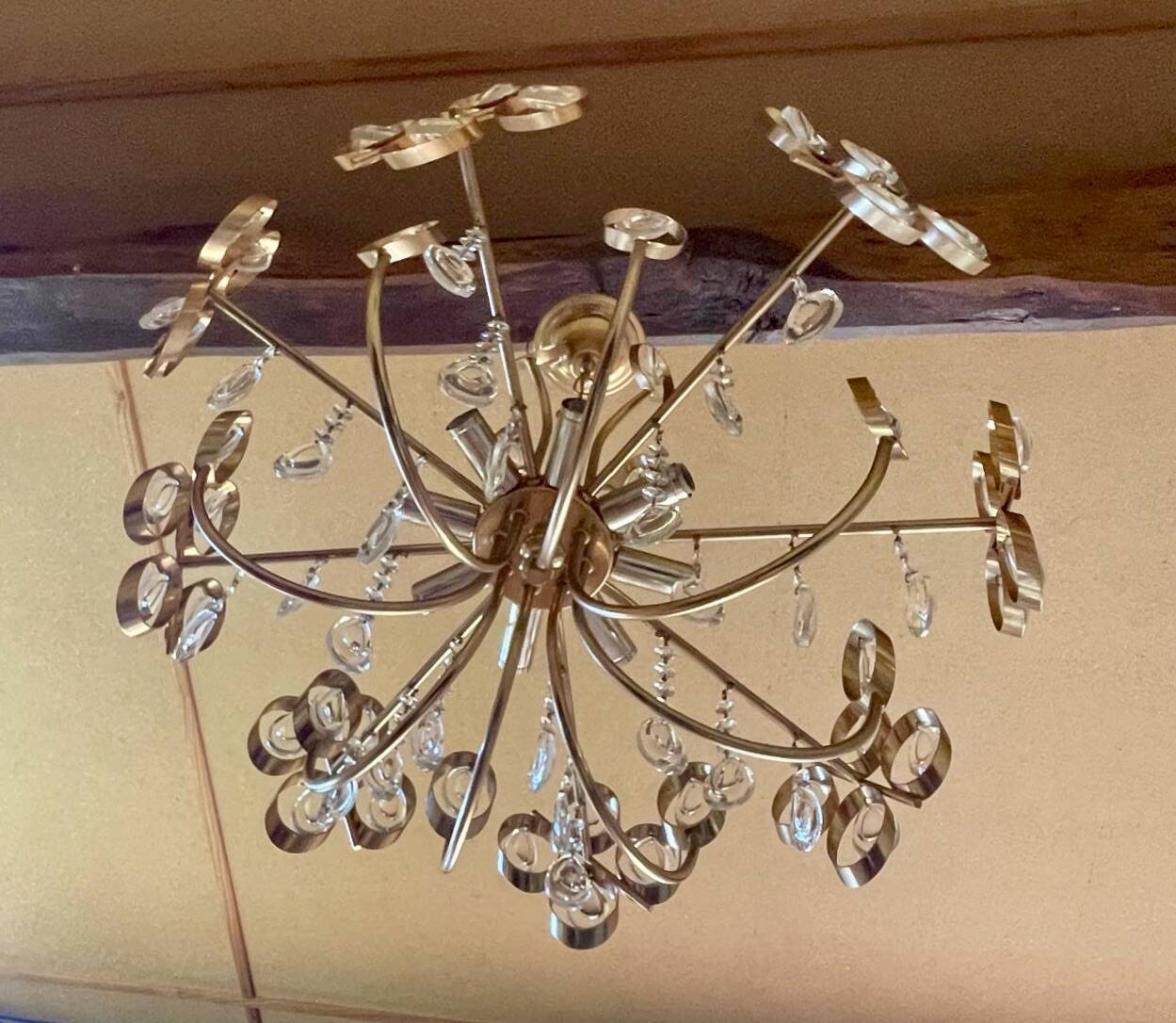 Lustre awarded to Gaetano Sciolari for Palwa.