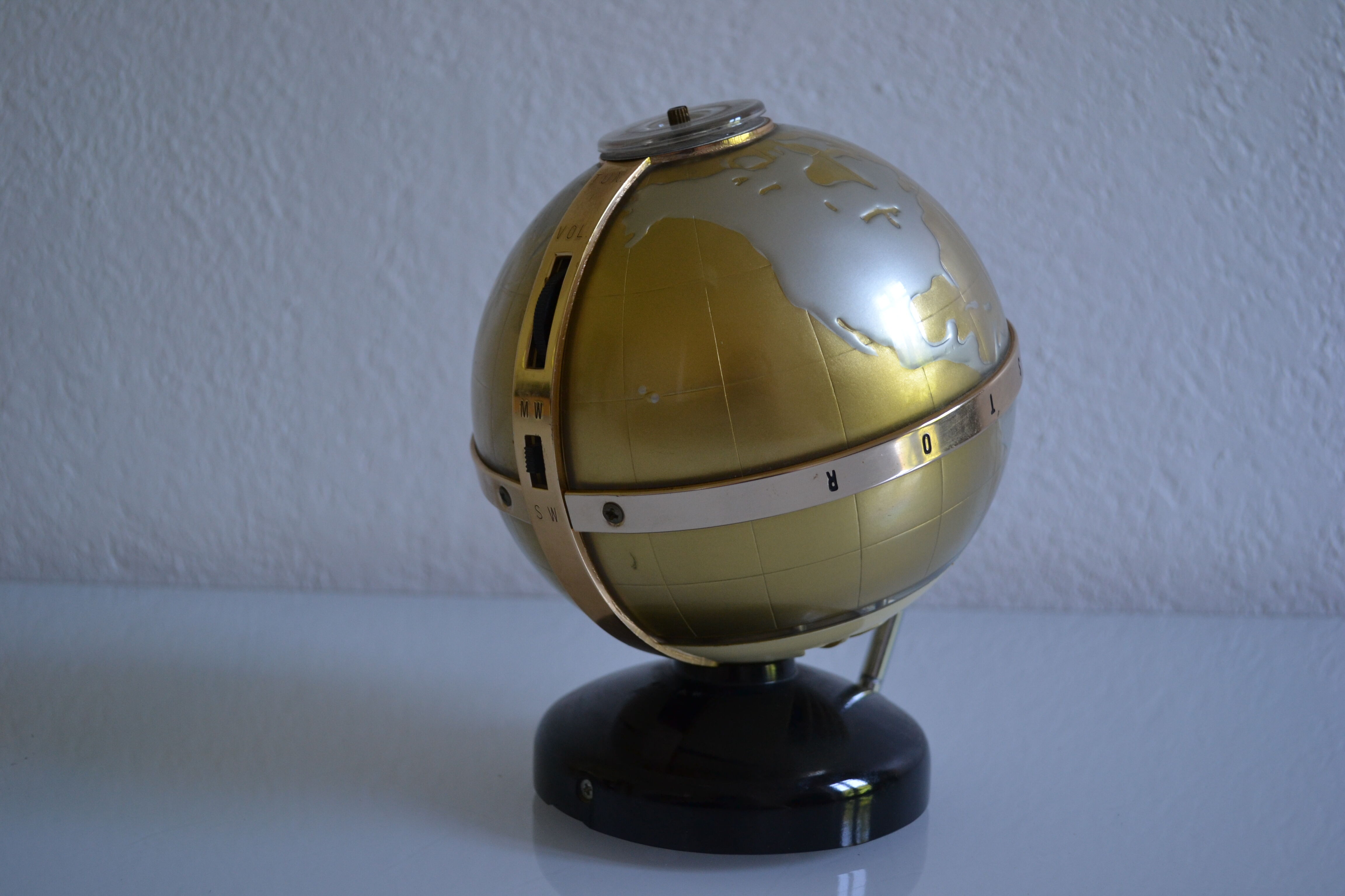 Radio vintage globe terrestre 60's