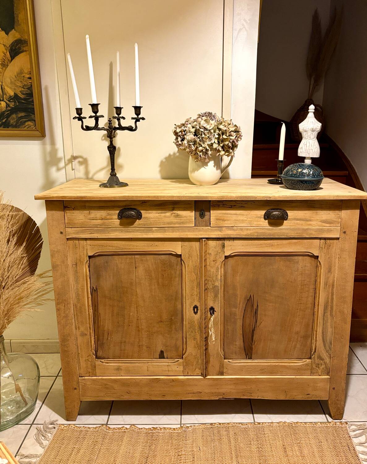 Parisian buffet in raw wood