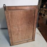 Trade cabinet to be placed or wall-mounted, 1940s.