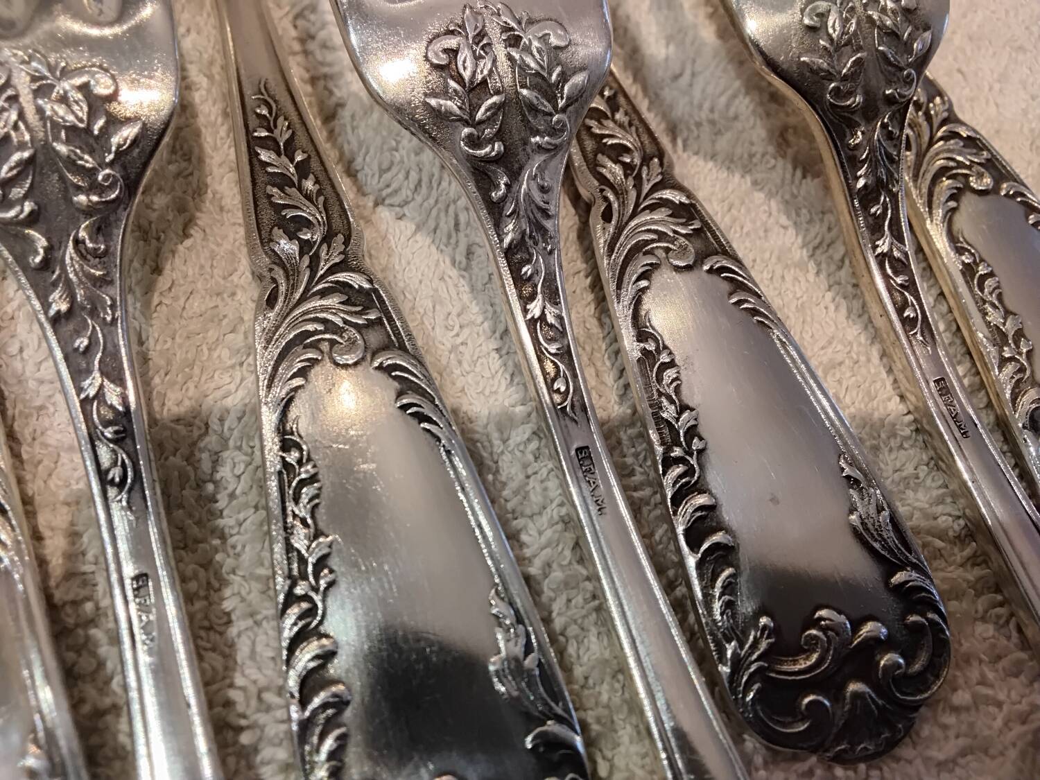 12 silver-plated metal dessert forks SFAM rocaille 19.1cm