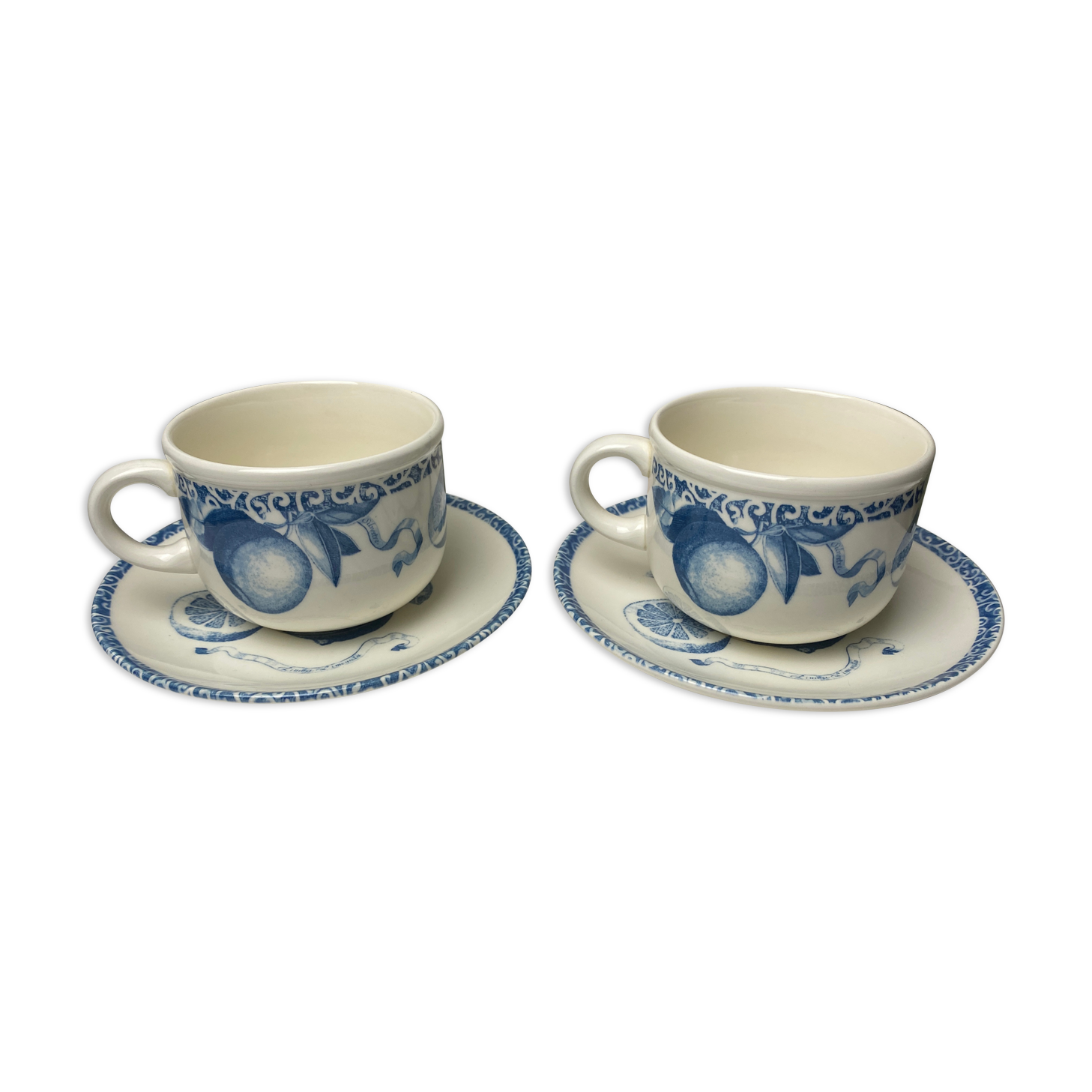 Duo of cups and undercups in English porcelain "Tudor"