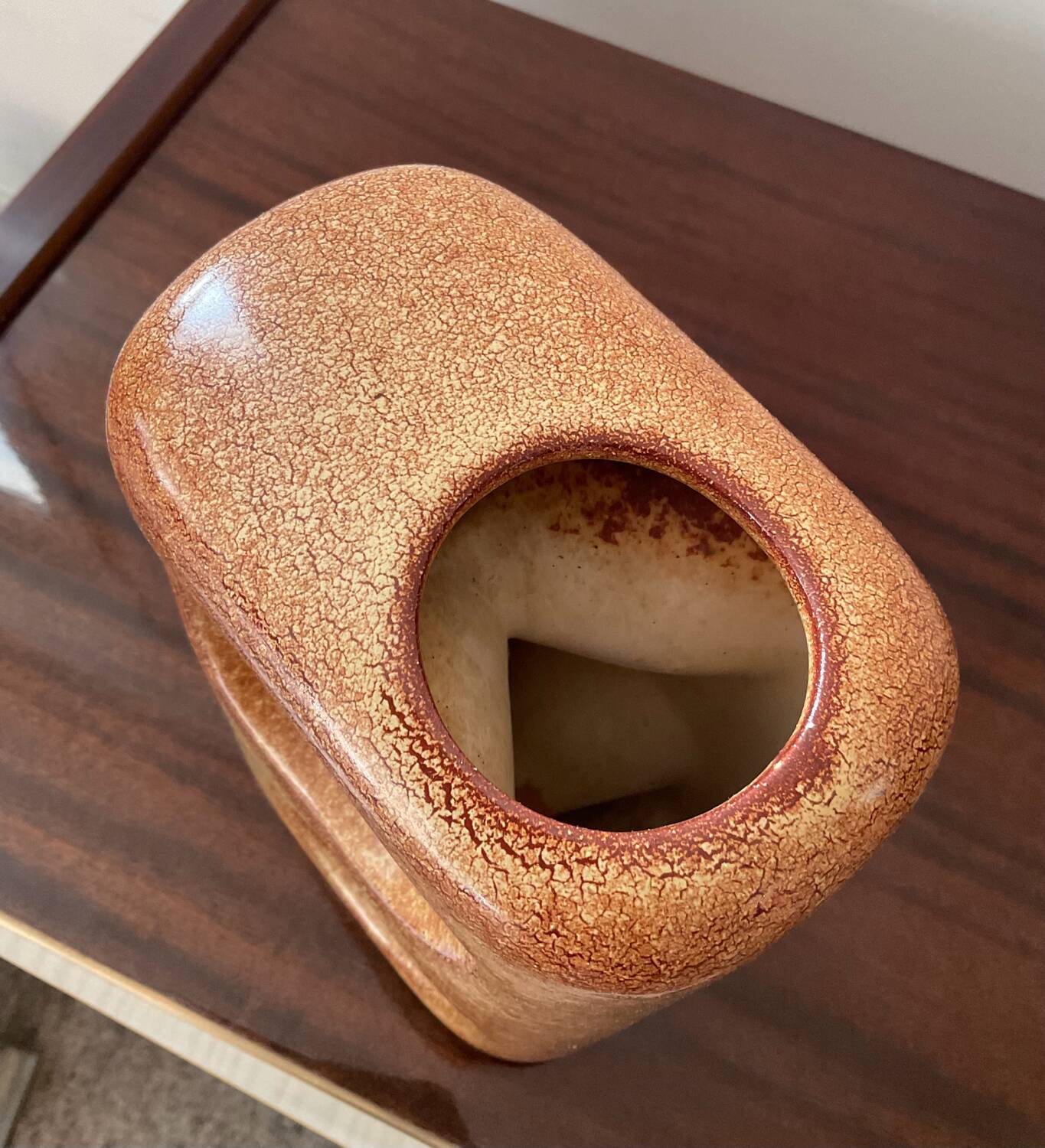 Bertoncello ceramic vase by Roberto Rigon N•910 from the 60s-70s