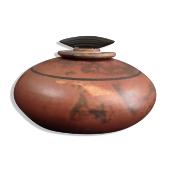 Pot avec couvercle en céramique signé Ardine spitters