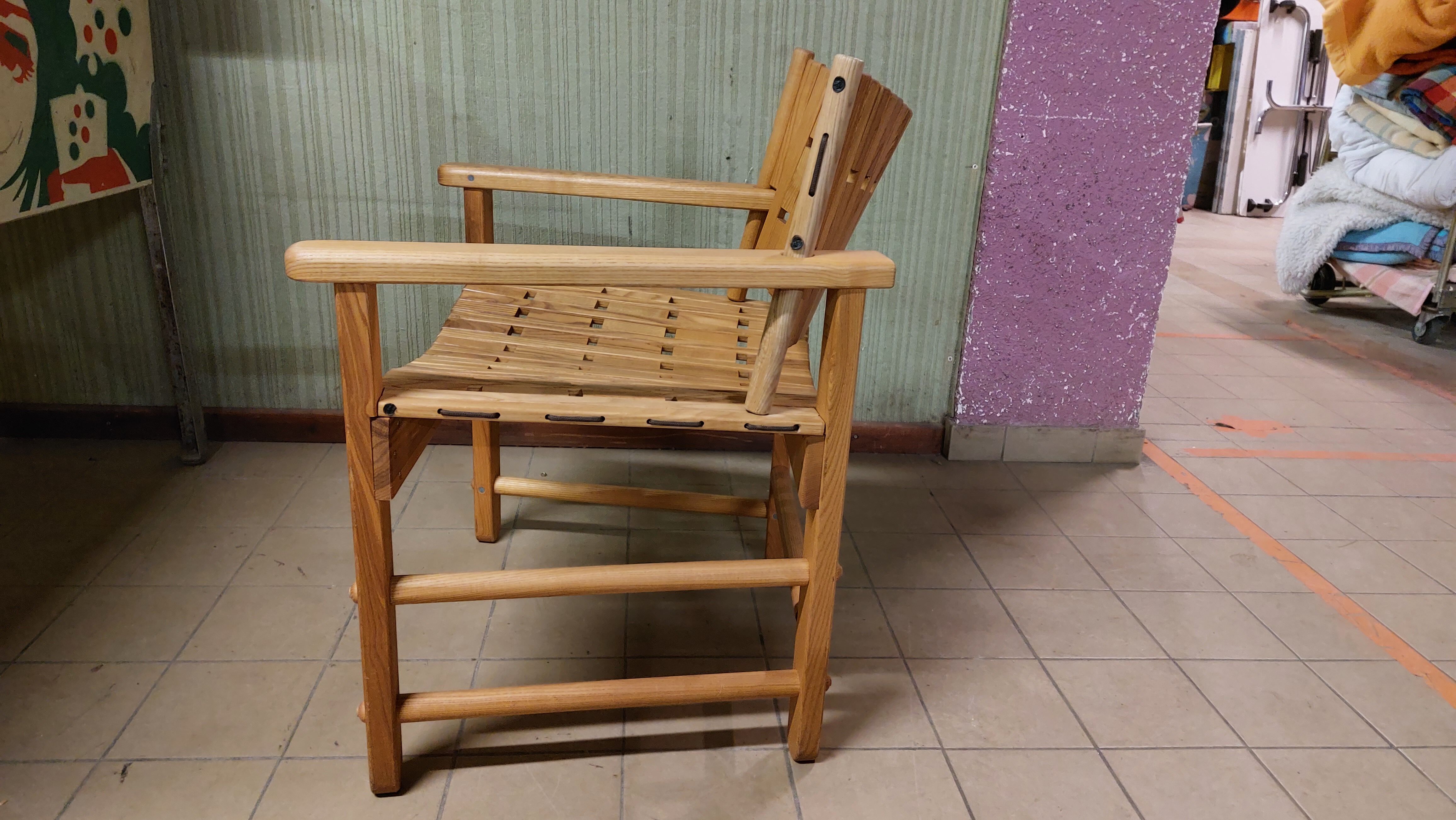Fan armchair in Scandinavian style locust