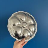 Set of 6 vintage silver plated shell plates, classic style