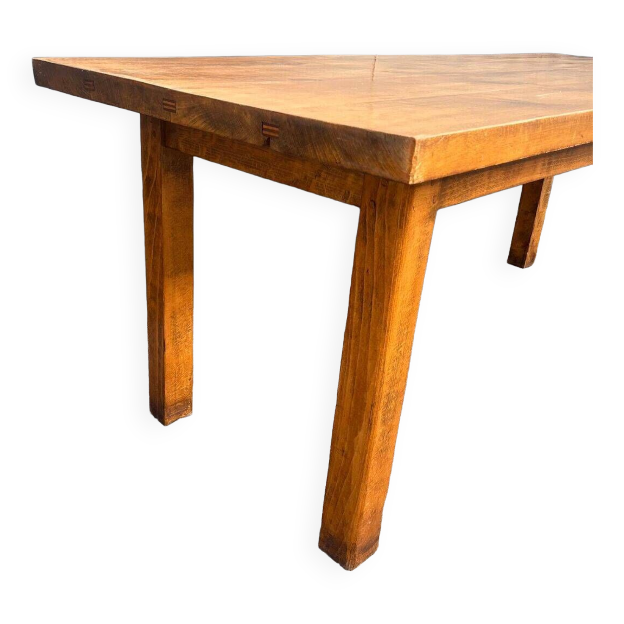 Elm farm table