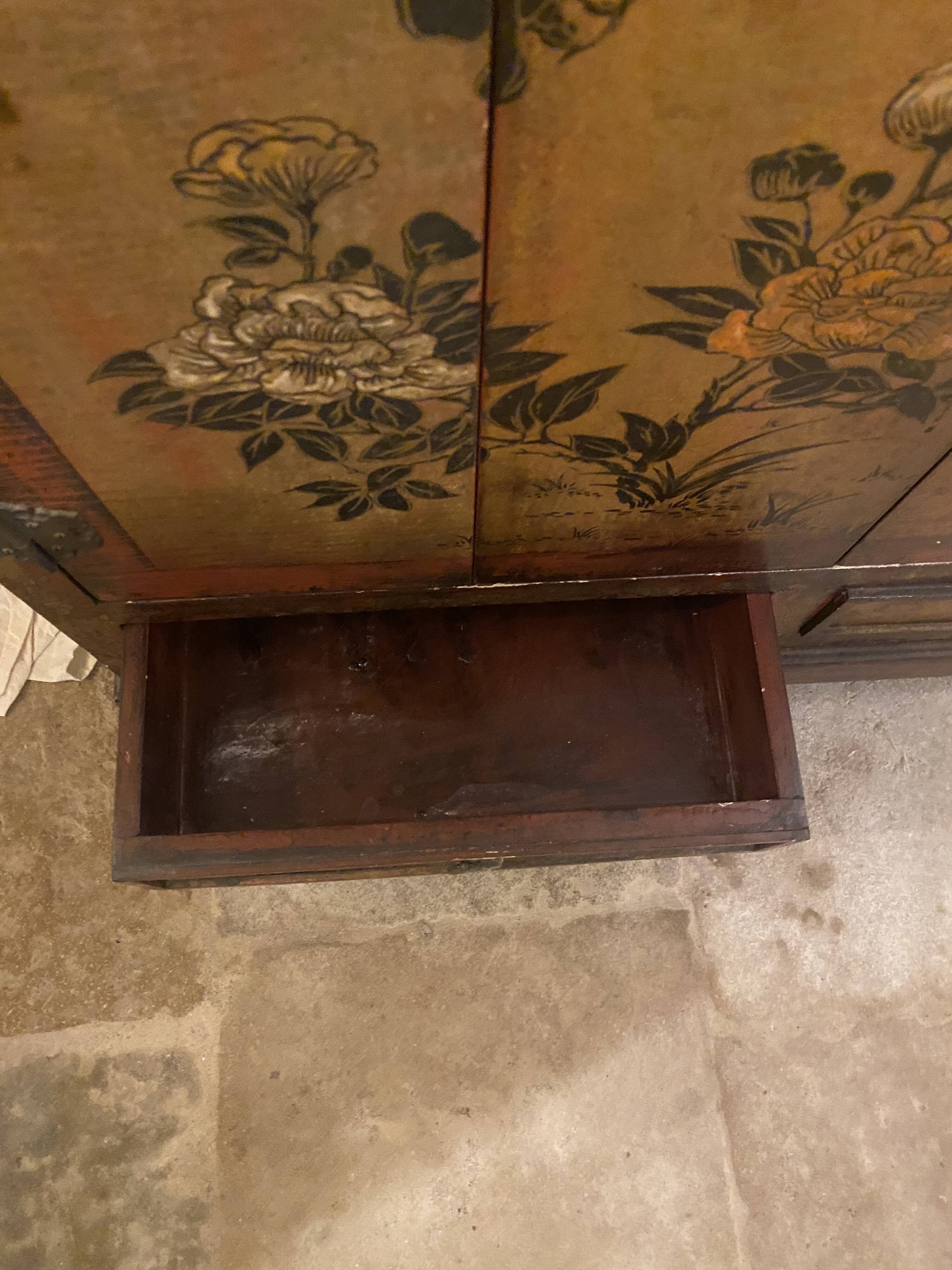 Buffet asiatique vintage