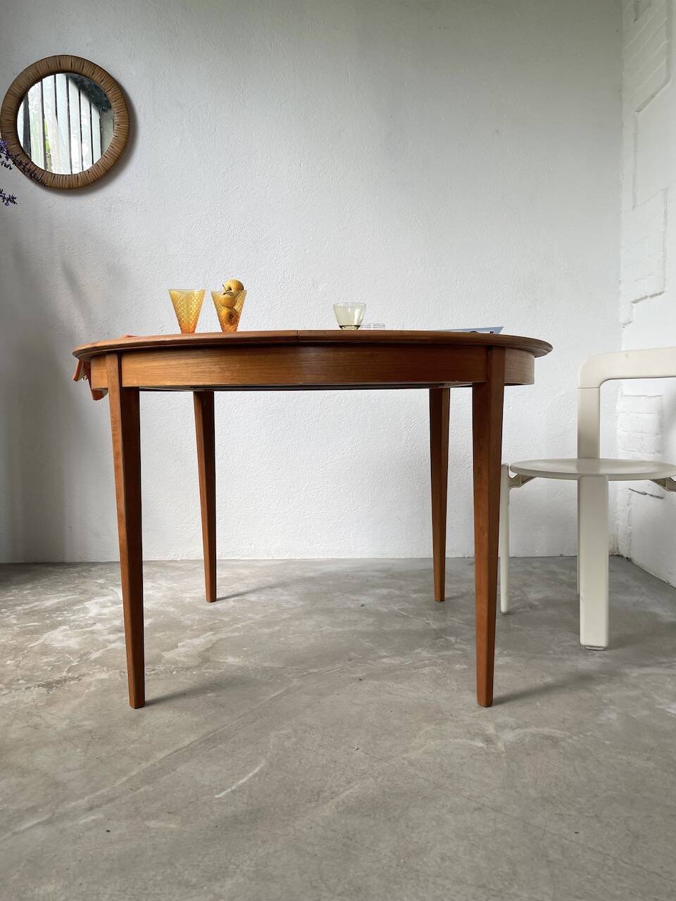 Scandinavian round teak table with extension