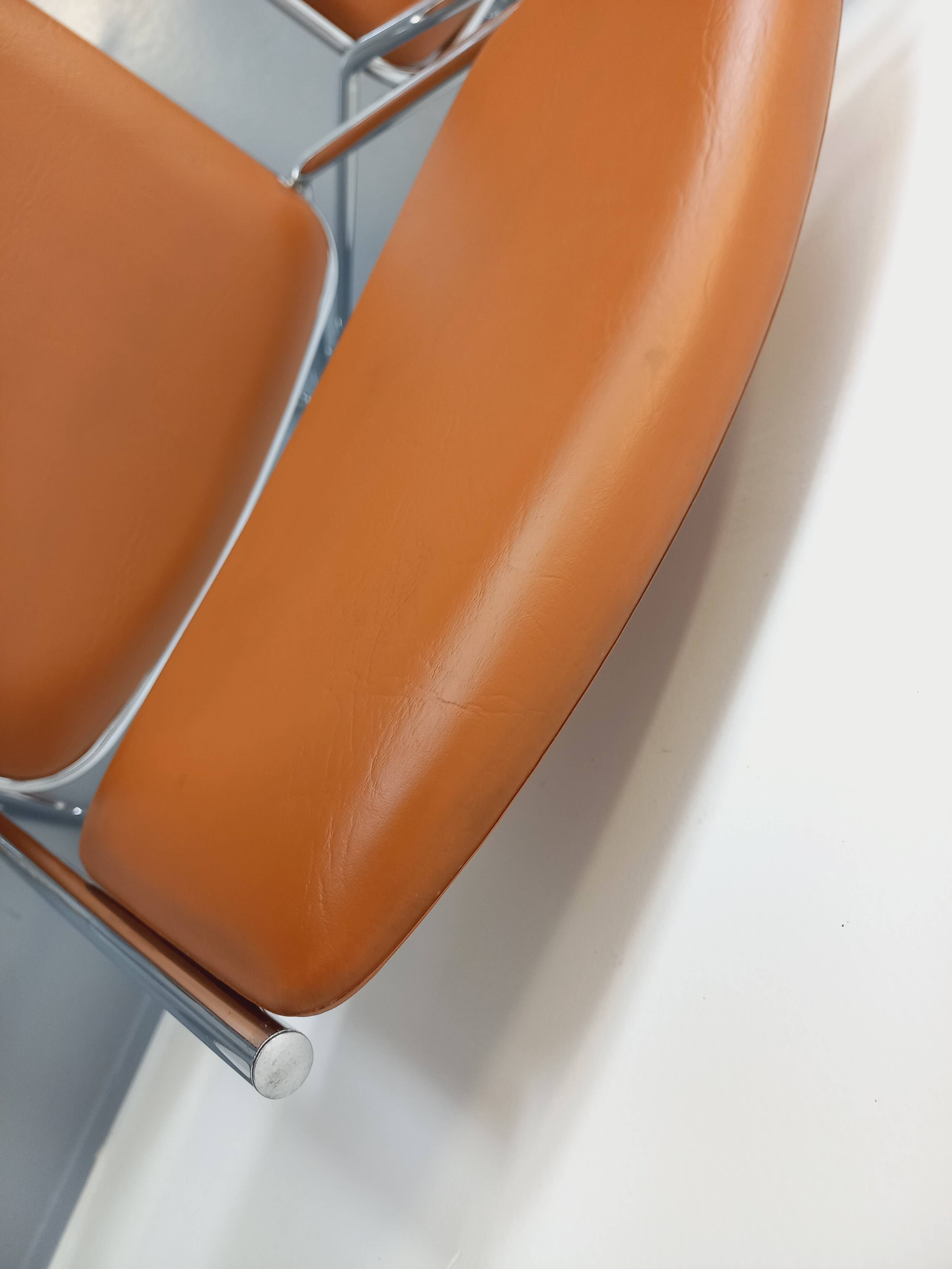 4 vintage sleigh chairs from the 70s, in designer chrome metal